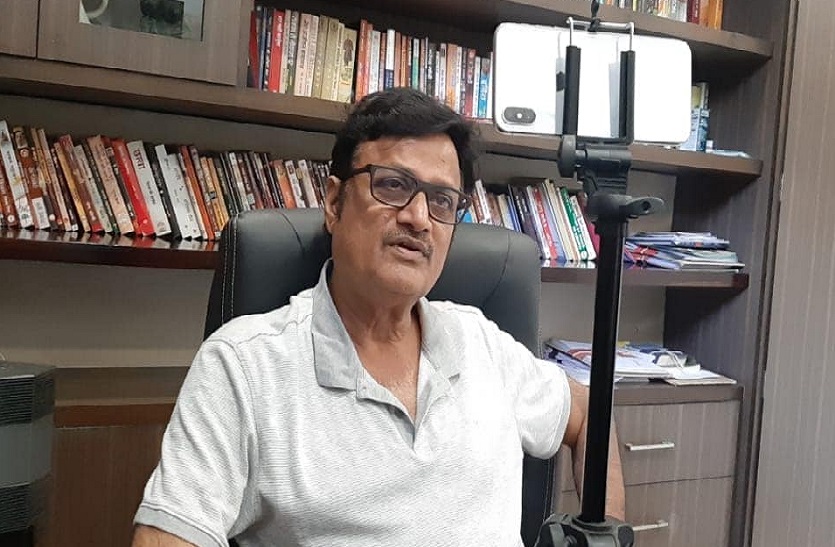 Rajendra Rathore takes on Ashok Gehlot Medical Department