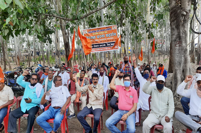 केंद्र सरकार के खिलाफ श्रम संगठनों का आंदोलन शुरु, कॉमर्शियल माइनिंग के विरोध में हड़ताल से ठप रहीं कोल खदानें