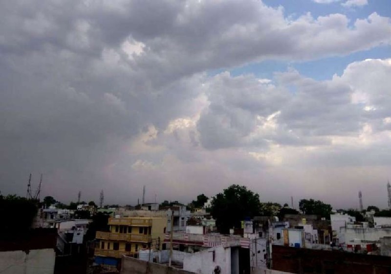 UP Weather Alert: UP के इन शहरों में अगले 24 घंटे भारी, मौसम का बदला रुख, हो सकती है तेज बारिश