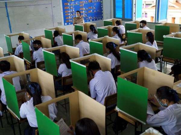 thailand-schools-reopen-with-strict-hygiene-rules_17308e4b93c_original-ratio.jpg