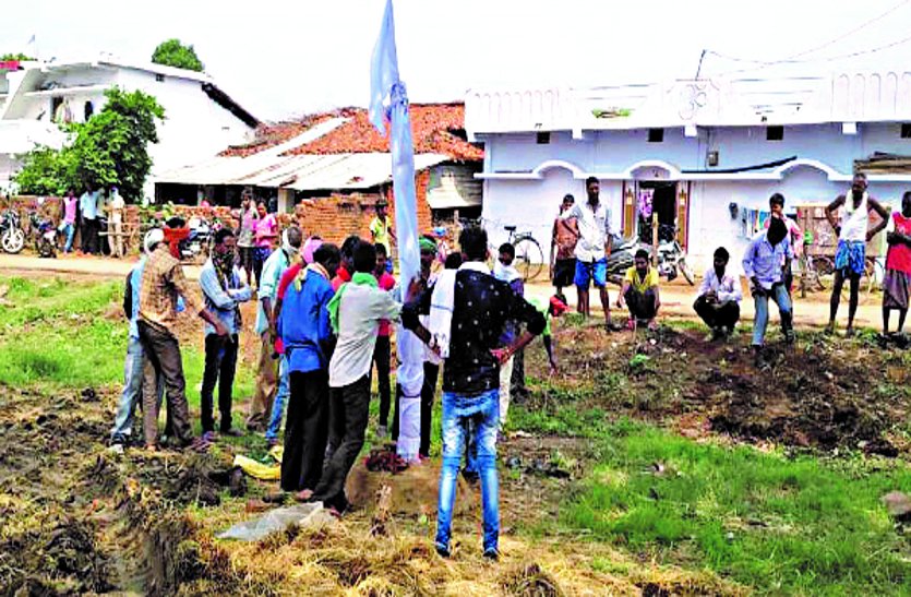 Encroachers, Panchayats took action to give government land the form of a religious place