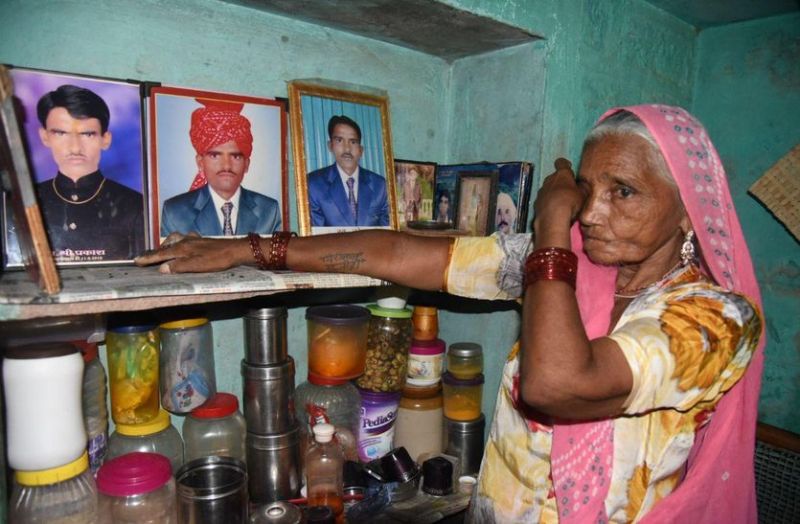 एक मां जिसने बेटों की जिदंगी बचाने के लिए गहने, जमीन तक बेच दी लेकिन आखिर बेटों को नहीं बचा सकी