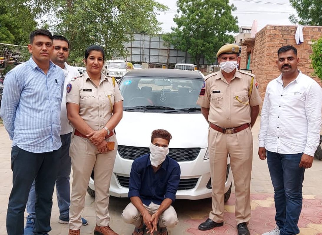 दिनदहाड़े चोरी की कार बरामद, आरोपी रिमाण्ड पर