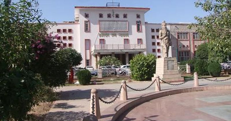 अदालती आदेश के बावजूद रिहाई में डेढ महीने देरी,हाईकोर्ट ने लगाया एक लाख का हर्जाना