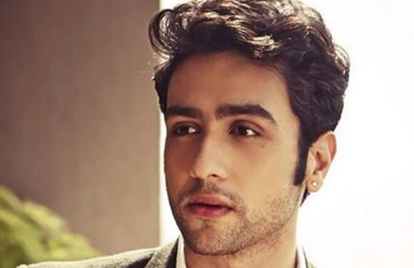 बॉलीवुड में गुटबाजी को लेकर इस स्टारपुत्र को खोनी पड़ी फिल्में, पिता कर चुके हैं सुशांत केस की सीबीआई जांच की मांग