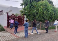 विकास दुबे के घर पर पसरा सन्नाटा, घर के बाहर पुलिस का पहरा