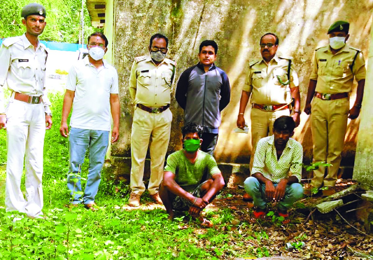 Wildlife: Pangolin hunt, three arrested,Forest department team reached Rajendra Nagar