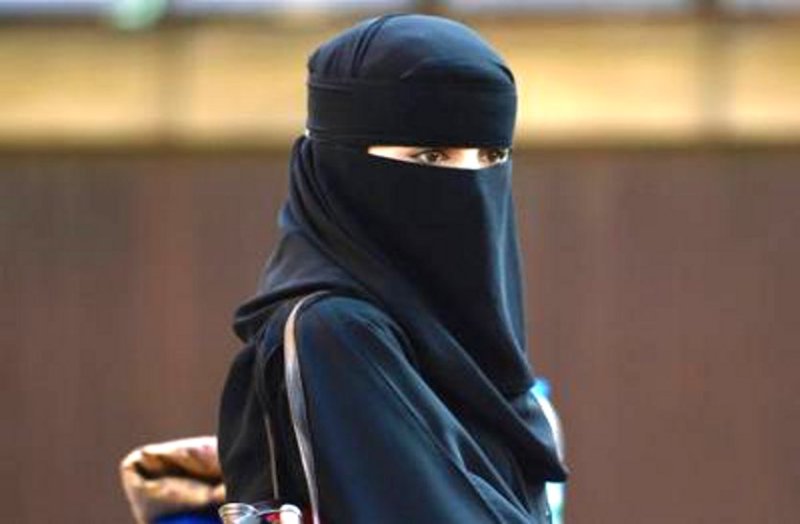 छत्तीसगढ़ में अवैध तरीक से आधार और पेन कार्ड बनाकर रह रही थी विदेशी महिला, पुलिस ने किया गिरफ्तार