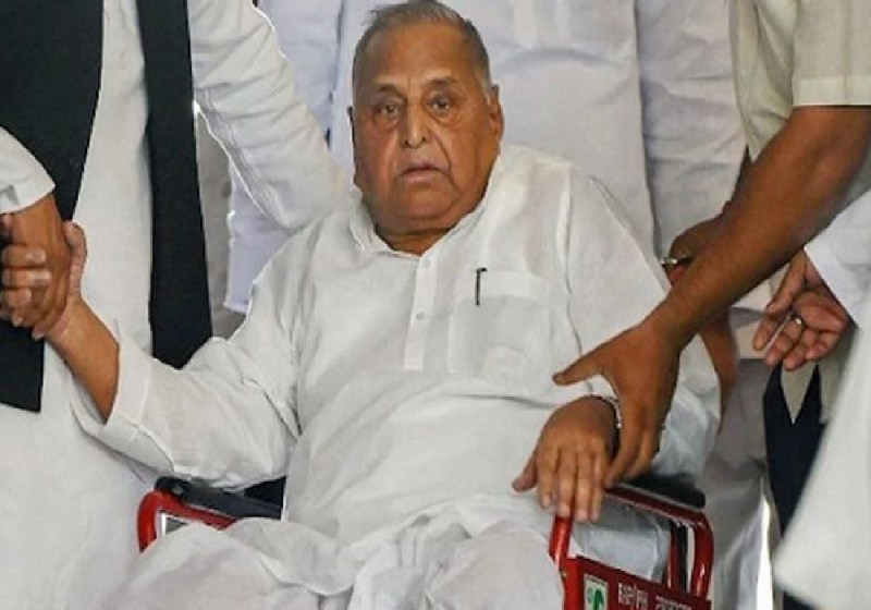 मुलायम सिंह यादव की तबीयत बिगड़ी, मेदांता में भर्ती, शिवपाल और डिंपल मौजूद