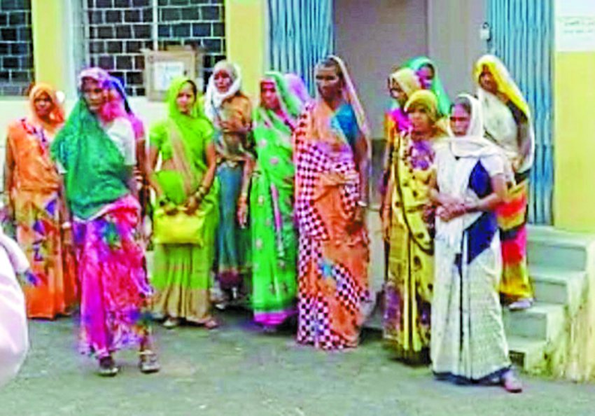 Case of manipulation of poultry producer cooperative society, women's anger, demand for action