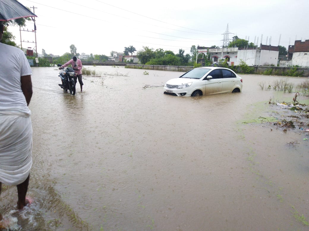 Sawan rain, rain disrupted life, water filled homes and low-lying area