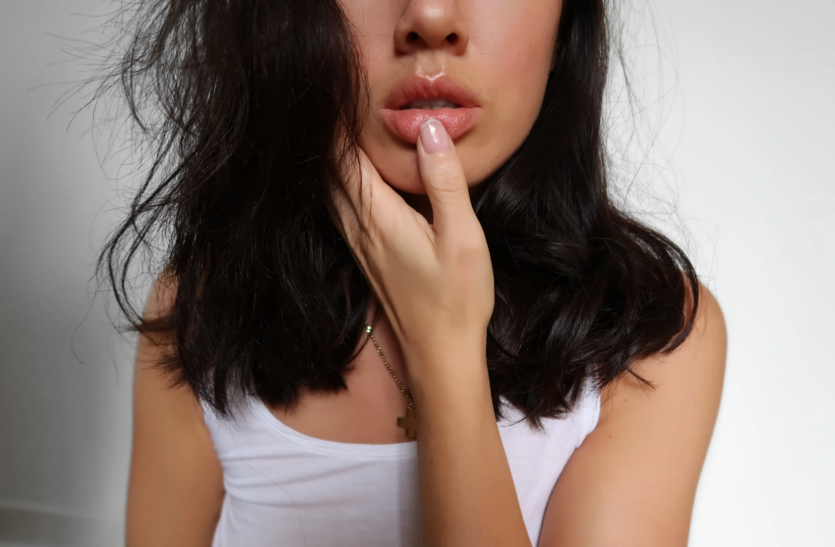 होठ देखकर पहचानें अपनी सेहत का हाल, जानें इसके बारे में