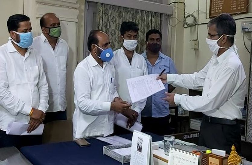 प्रदेश की पूर्व सरकार पर वादाखिलाफी का आरोप, मनाया धिक्कार दिवस