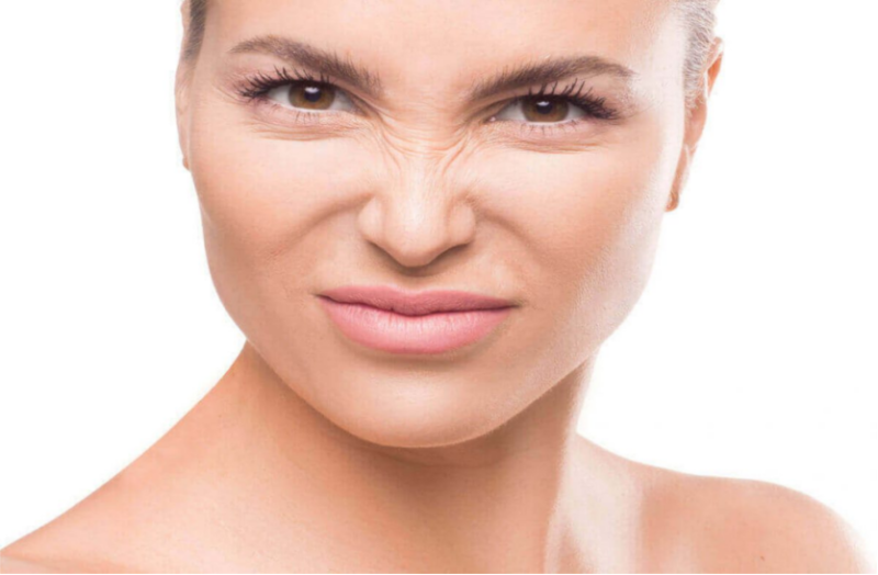 चेहरे की झुर्रियां हटाने के लिए फायदेमंद है ये खास टिप्स