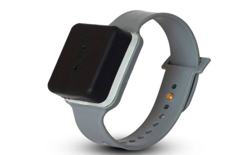 Sanitizer watch: अब कोरोना वायरस रोकने हाथ को सैनेटाइज करने वाली घड़ी