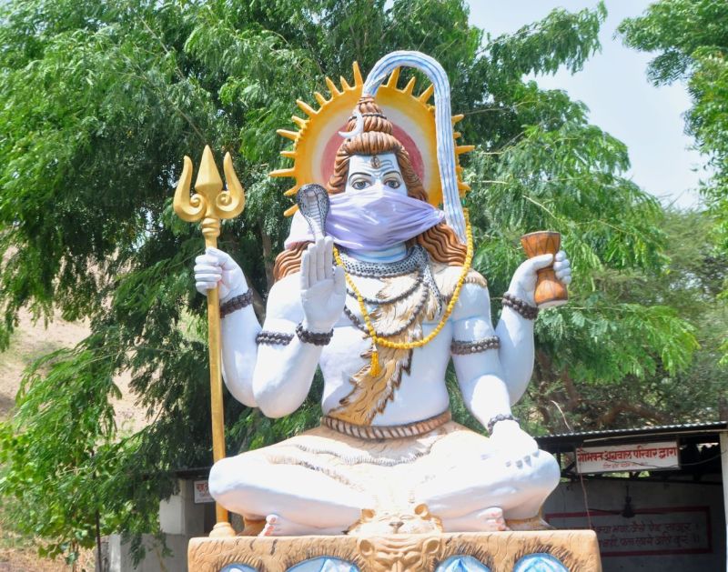 शिव मंदिरों में नहीं रौनक, सावन बीत रहा सूखा