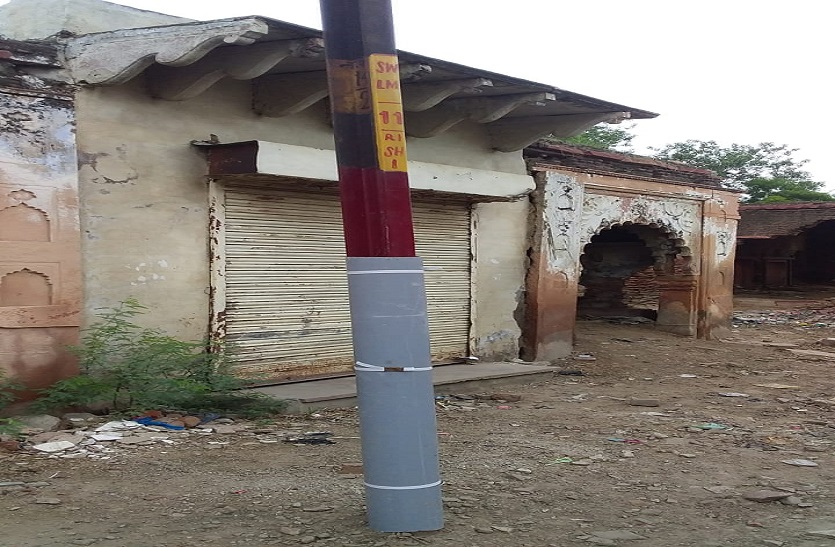 अब बारिश के दौरान बिजली के खंभों में करंट का नहीं रहेगा खतरा