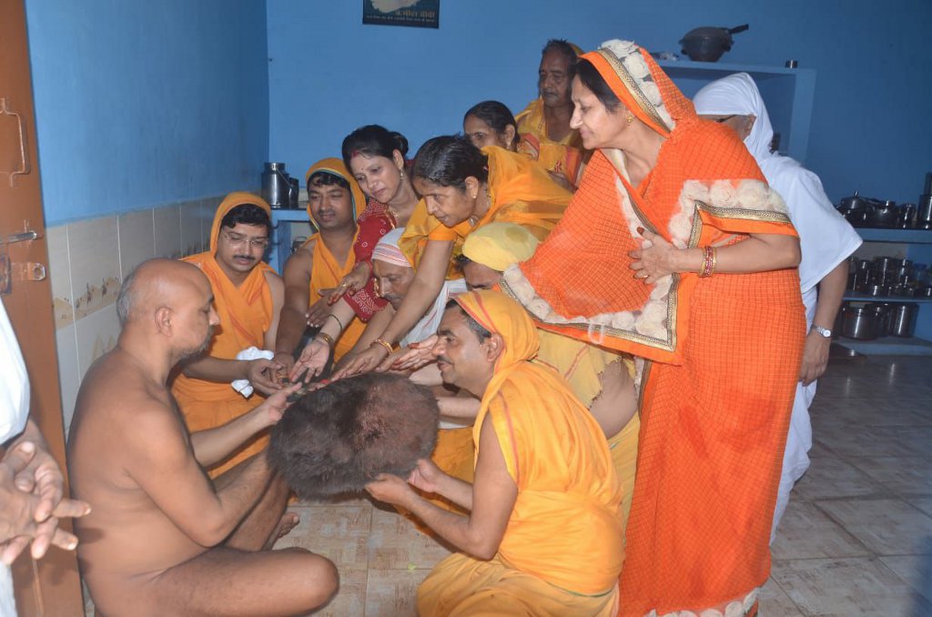 मित्रता कृष्ण और सुदामा की तरह अटूट होना चाहिए