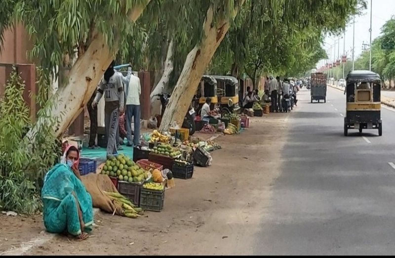 कोरोना की आड में अतिक्रमण