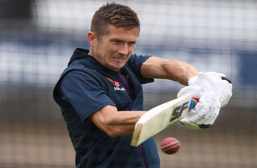 due to back injury Joe Denly is out