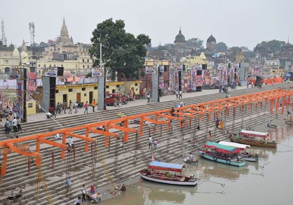 Ayodhya : हर चेहरे पर उल्लास, उम्मीद और आशा की किरण