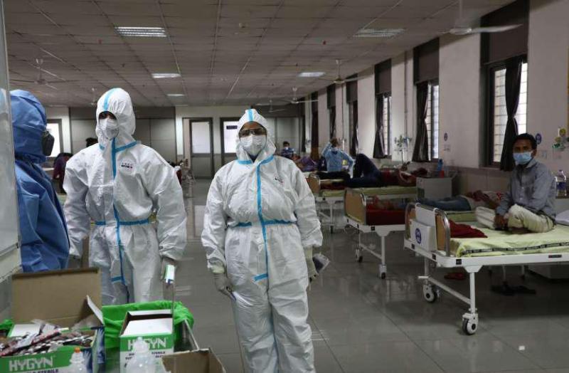 Covid hospitals में कोरोना वॉरियर्स के लिए सुरक्षित रखने होंगे बेड