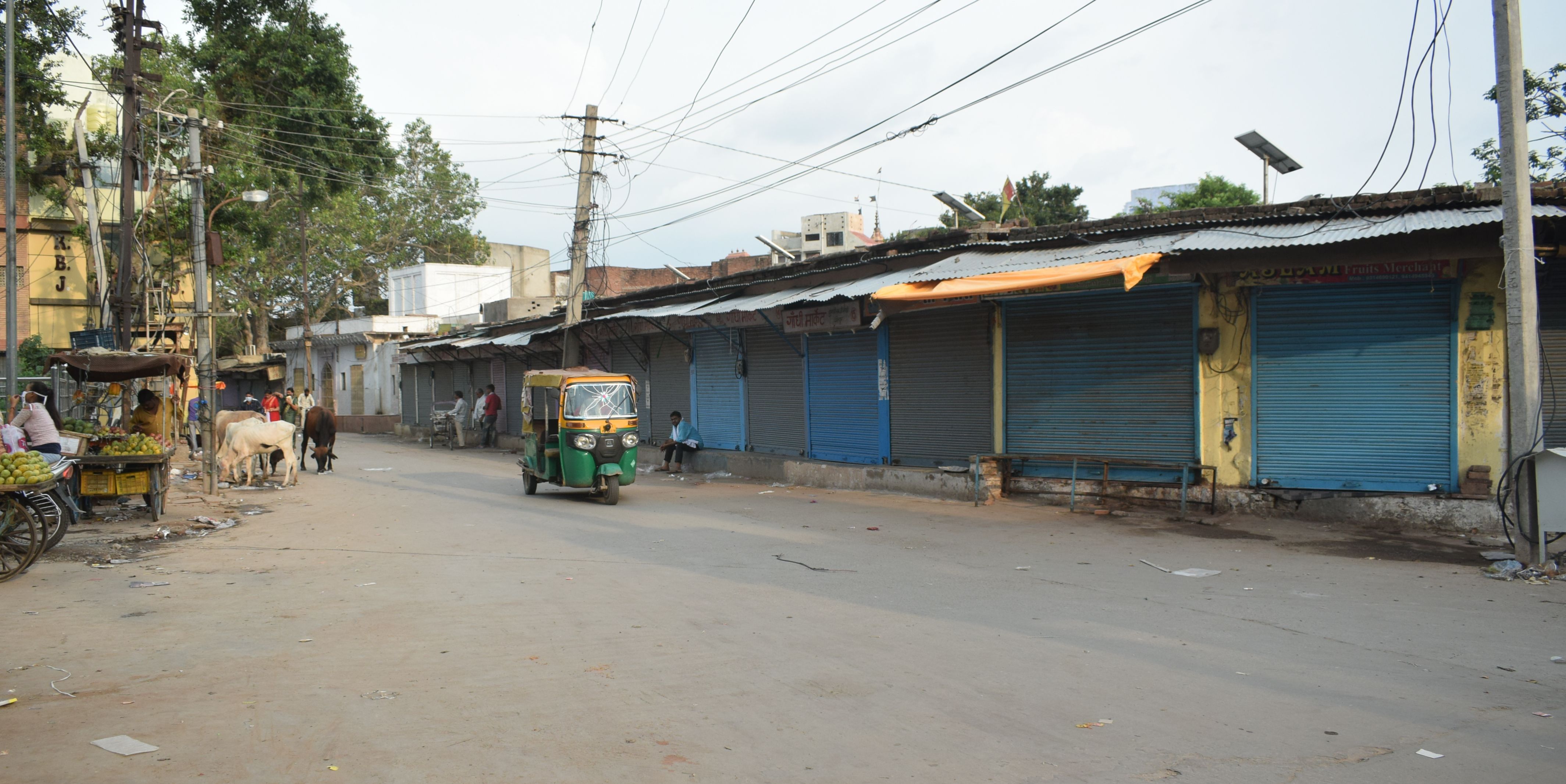 Curfew in Dhaulpur, lockdown in Mania