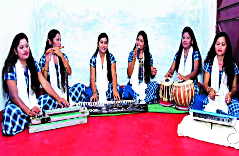 अयोध्या में श्रीराम मंदिर शिलान्यास के साथ CG की इन छह बहनों के भजनों से आज सजेगा राम दरबार, बनारस की संस्था ने दिया वर्चुअल प्रस्तुति का निमंत्रण