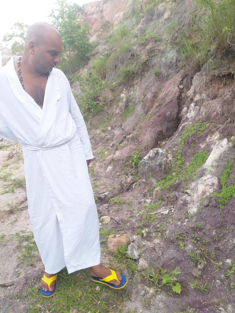 Patalkot: विशेष घास बचाएगी पातालकोट की धसकती पहाड़ी