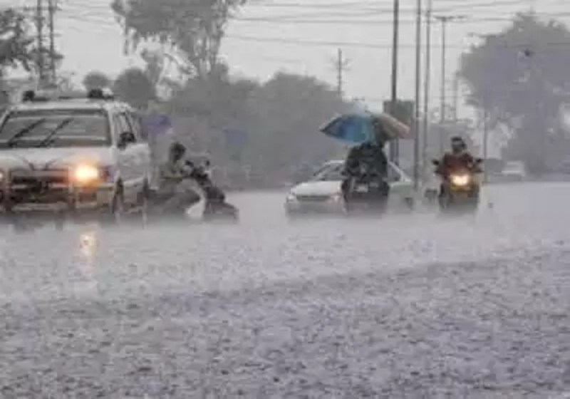 Weather News: जन्माष्टमी के मौके पर यूपी में जमकर बरसेंगे बदरा, जानें इस हफ्ते मौसम का हाल