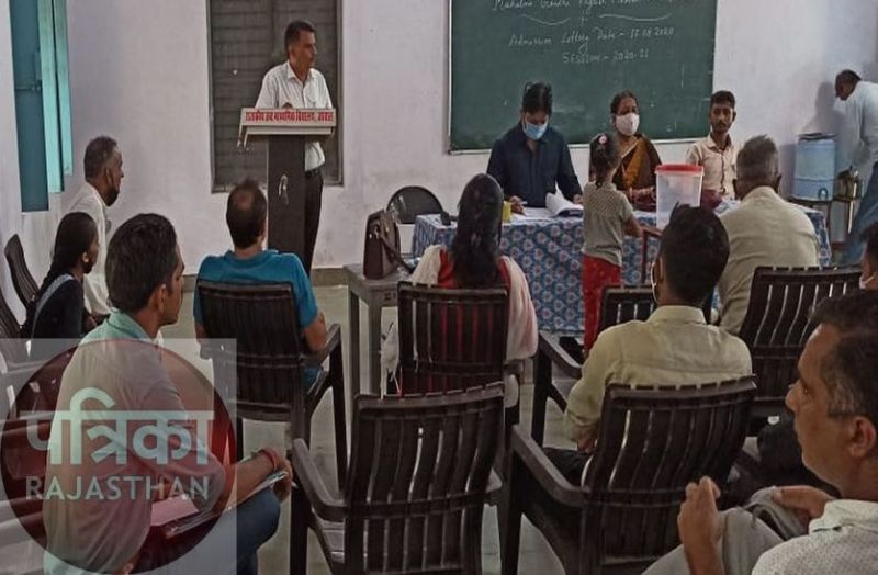 महात्मा गांधी अंग्रेजी विद्यालय : जावाल, आबूरोड व शिवगंज के महात्मा गांधी स्कूलों में निकाली प्रवेश लॉटरी