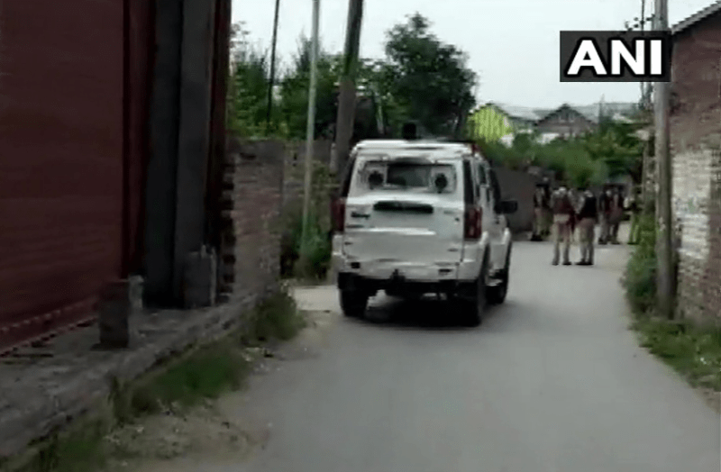 घाटी पर आतंकी साया! पाकिस्तानी करेंसी और विस्फोटक बरामद, हमले में शहीद हुए पुलिस के जवान