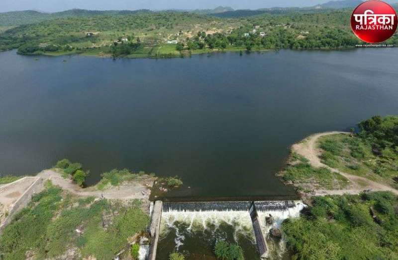 पिछले साल सावन में छलका, इस बार नहीं हुई आवक, दस फीट पानी की दरकार