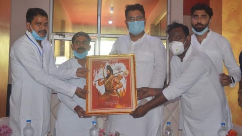 सपा प्रवक्ता अभिषेक मिश्रा - शासन के इशारे पर ब्राह्मण का अपमान