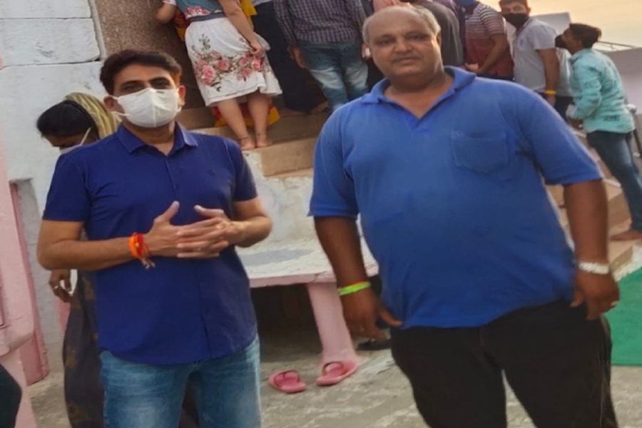 'तारक ने धारावाहिक की शूटिंग से पहले नवाया शीश