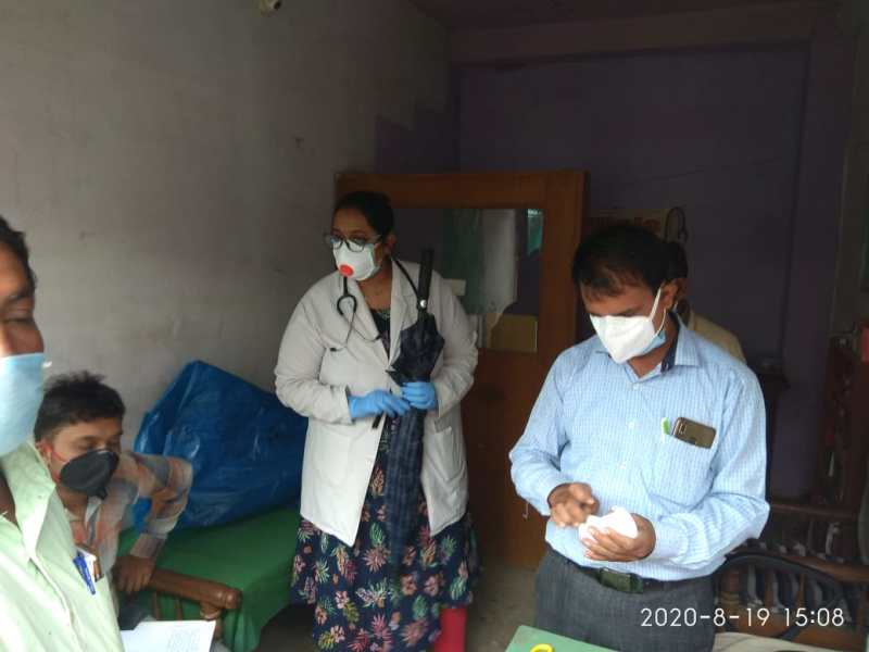 गुलाबगंज, गंजबासौदा और त्योंदा में दवाखानों पर छापा, सील हुए क्लीनिक