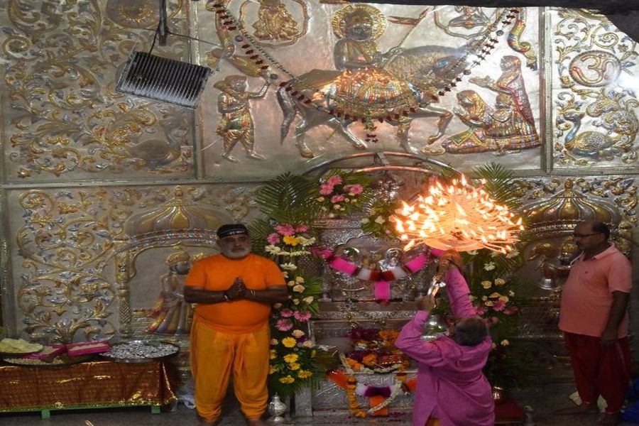 घरों में ही गूंजा खम्मा खम्मा ओ रुणीचा रा धणिया