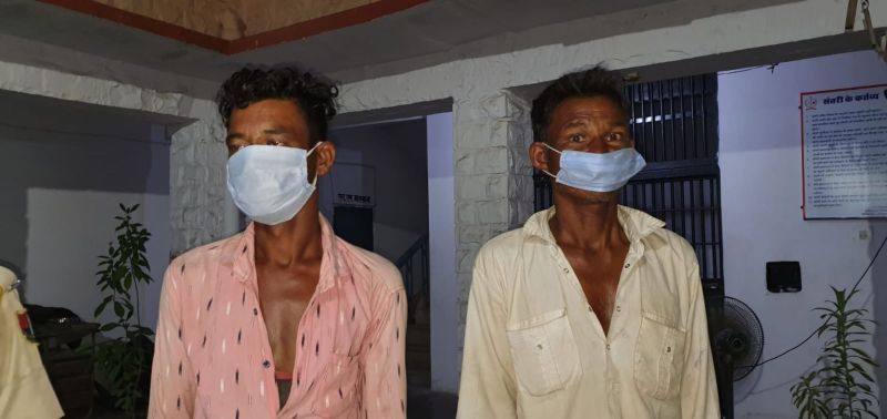 भूत-प्रेत भगाने तलवार लेकर अस्पताल पहुंचे दो व्यक्ति