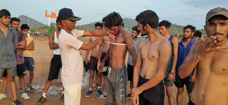 youth Sweating in Luhari Kalaan to become a soldier