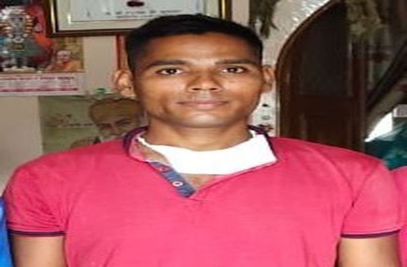 झुंझुनूं का हीरो रमेश कुमावत, जिसने दो साल से गायब युवक को उसके परिजनों से मिलवाया