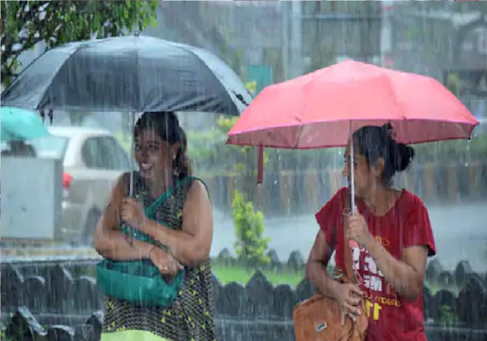 मौसम विभाग का ऑरेंज अलर्ट जारी : यूपी के कुछ हिस्सों में मूसलाधार बारिश के संकेत, अभी से हो जाएं सतर्क
