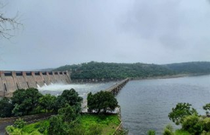 opened five gates of Gandhi Sagar