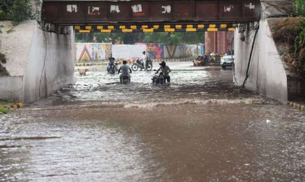 जोधपुर में खुशनुमा मौसम में संडे बना फन डे, देखें तस्वीरें...
