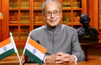 Pranab Mukherjee के निधन पर बॉलीवुड: 2020 में एक और अपूरणीय क्षति​