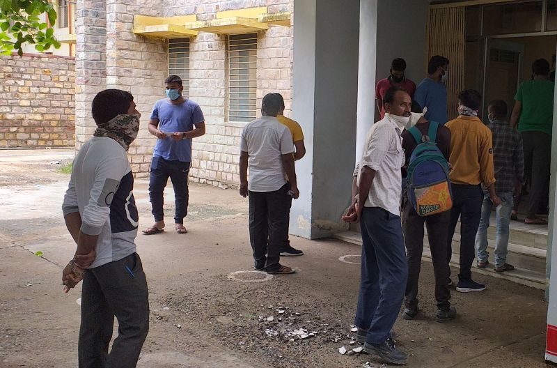 कोरोना: बाड़मेर जिले में जुलाई में संक्रमित मिले 1074, अगस्त में 1085