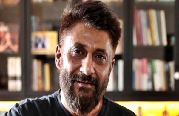 Anupam Kher और Satish Kaushik की दोस्ती पर विवेक की फिल्म जल्द