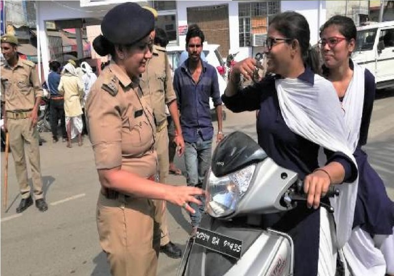 थाना पुलिस से छिनेगा वाहनों के कागज चेक करने का अधिकार, मुख्यमंत्री योगी ने लिया फैसला