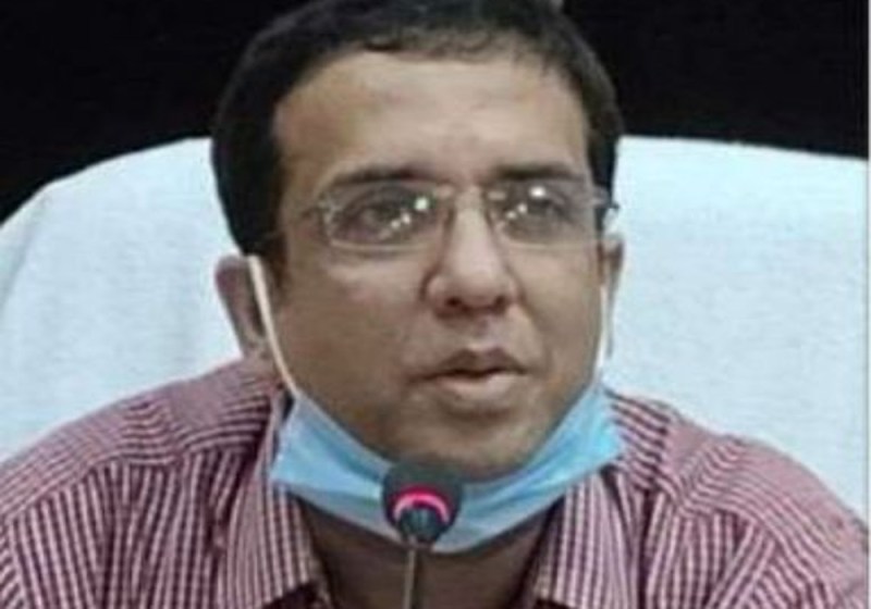 गुस्से से लाल रायबरेली डीएम ने सीएमओ को कहा, ‘तुम्हारी खाल खींच लूंगा, जमीन में गाड़ दूंगा, गधा’