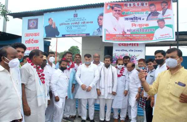 congress-workers-celebrated-birthday-of-sachin-pilot