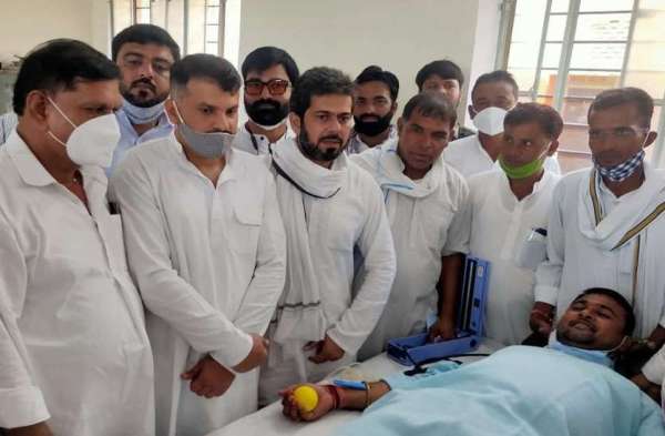 congress-workers-celebrated-birthday-of-sachin-pilot